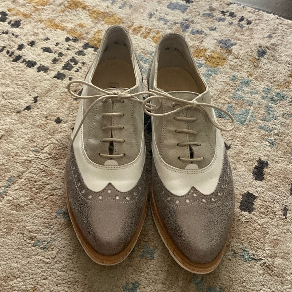 Paul Green- ladies 4.5 adorable shoes - metallic - Picture 1 of 5